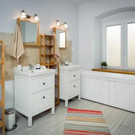 Luxury Beachfront Kata Rogotin